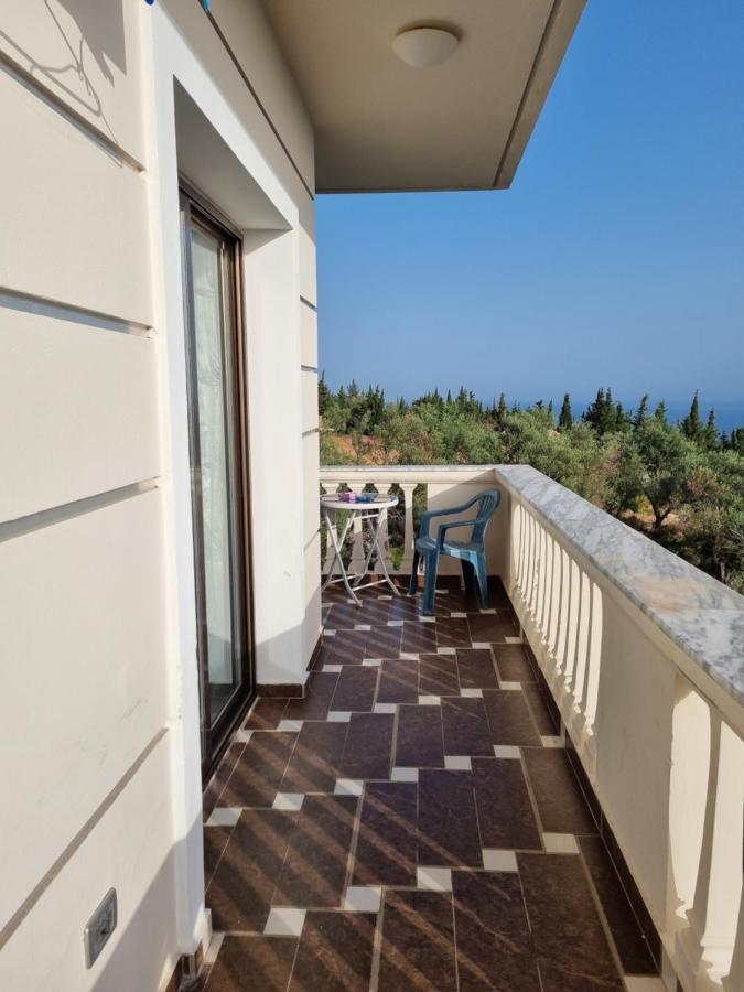 Sea View Apartments Drymades With Balcony Dhërmi Εξωτερικό φωτογραφία